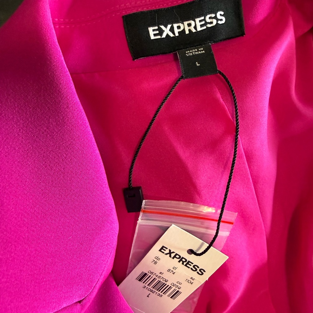 Express Fuchsia Pantsuit-  FREE SHIPPING - Picture 8 of 14